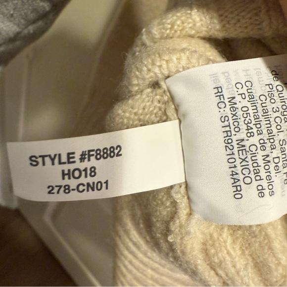 MADEWELL Inland Turtleneck Sweater in Coziest Yarn - Picture 10 of 10